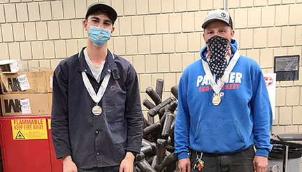 welding students with 2021 SkillsUSA competition medals
